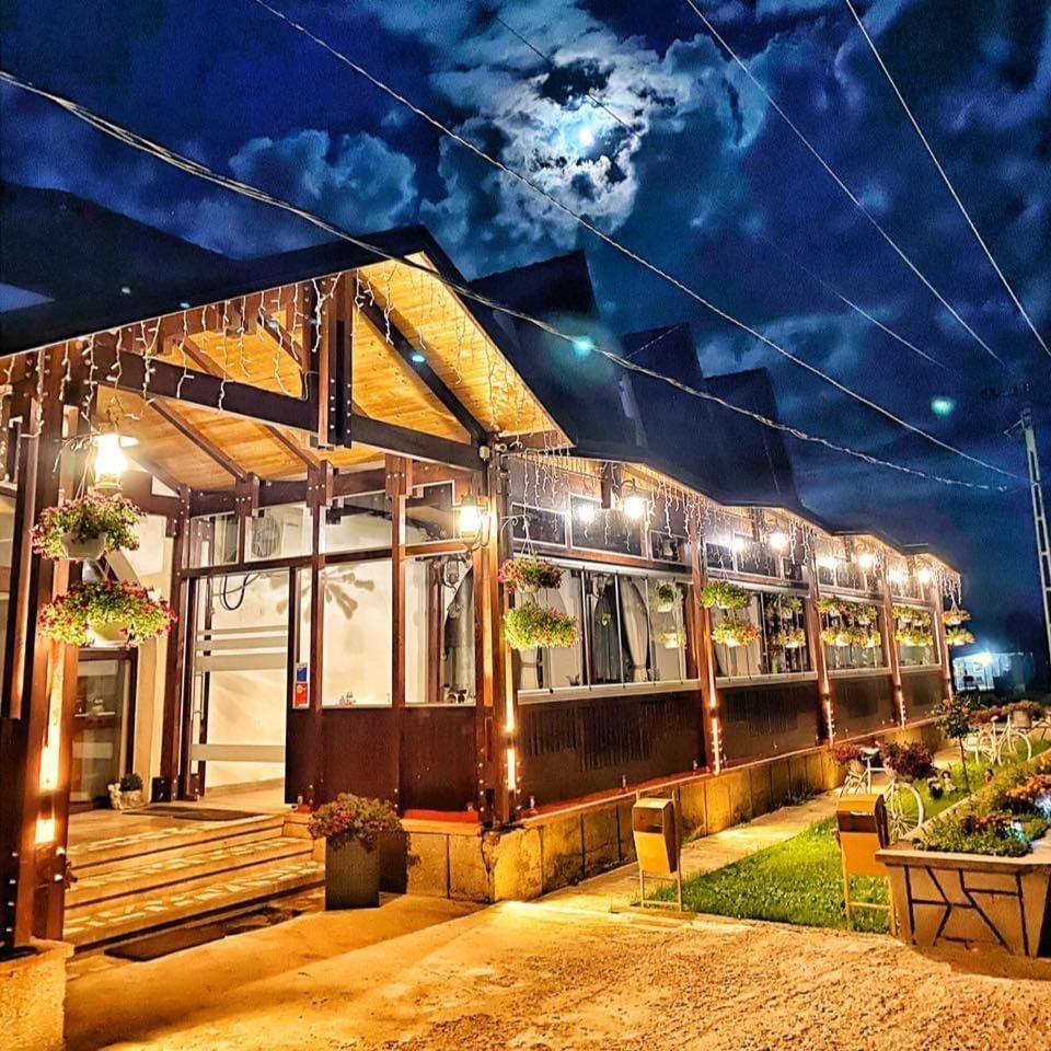 Pensiunea Ana Piatra Neamt Exterior photo